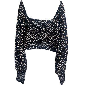 Francesca's Collections Navy and Cream Patterned Blouse